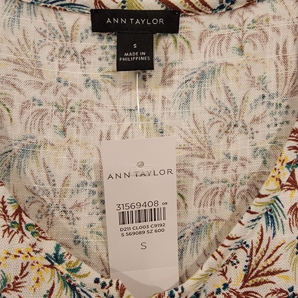 Ann Taylor Small Tie Neck Puff Sleeve Top, New with Tag - Picture 6 of 6